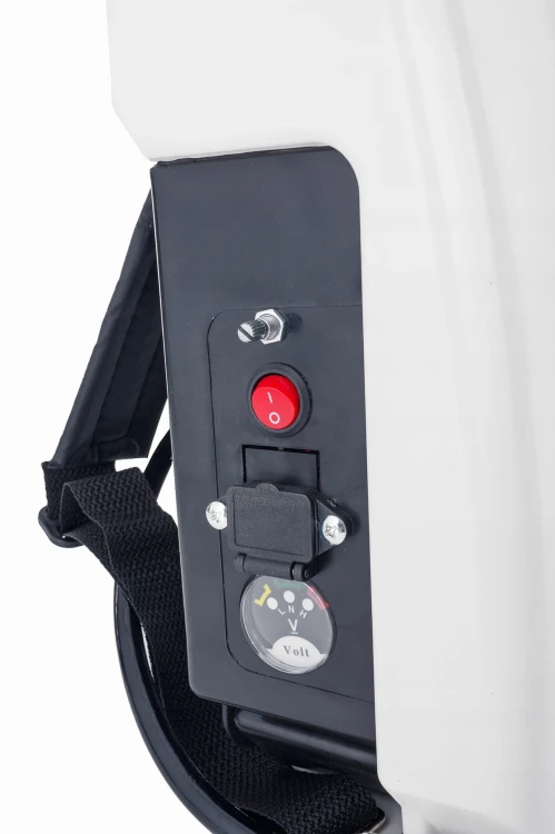 OPRYSKIWACZ-AKUMULATOROWY-12V-ELEKTRYCZNY-PLECAKOWY-12L-ZESTAW-DYSZ-XXL-Cisnienie-max-4-5-bar.jpg