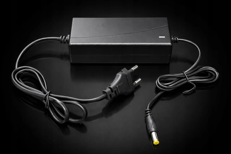 DMUCHAWA-AKUMULATOROWA-turbo-lisci-sniegu-ogrodowa-ELEKTRYCZNA-MP0084-EAN-GTIN-5904553384394.jpeg