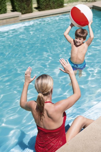 Piłka plażowa Bestway średnica 51cm( symbol 31021) aranżacja.jpg